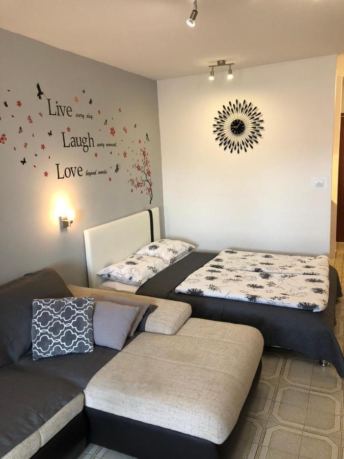 Studio Apartma Franca 우마그 외부 사진